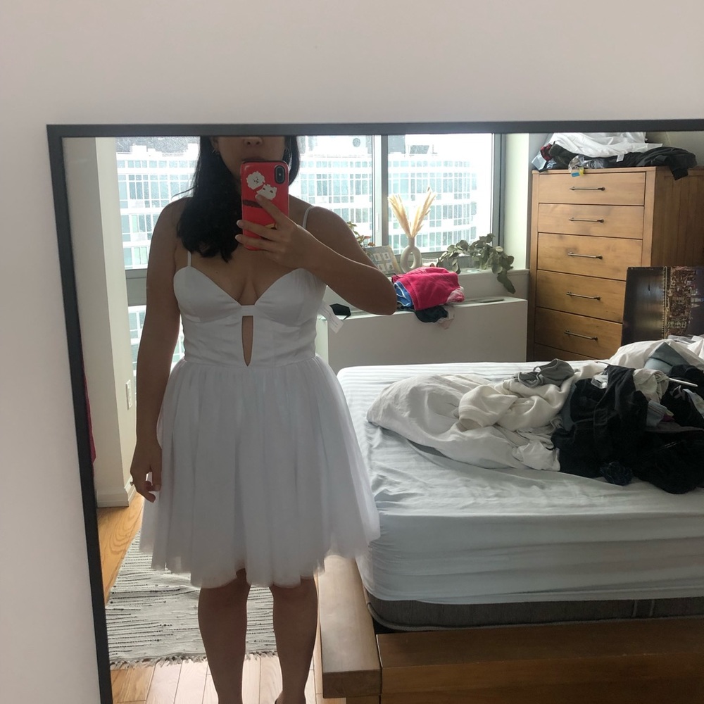 Fame and Partners Venice Dress Mini - Sz US 8 - New with Rags - Bride ready